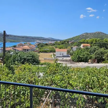 Daire Zlata Poljica (Trogir)