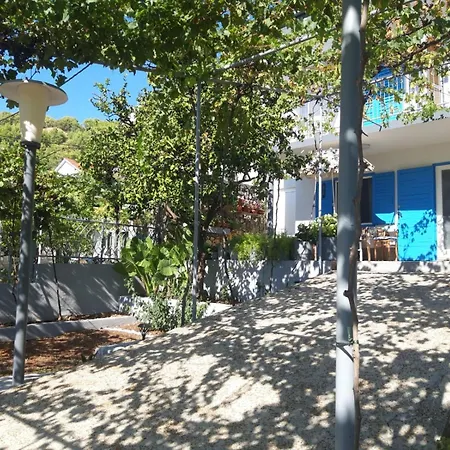 Zlata Poljica (Trogir)